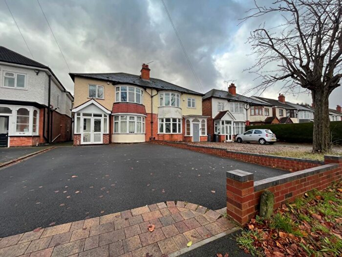 3 Bedroom Semi-Detached House To Rent In Lakey Lane, Birmingham, B28