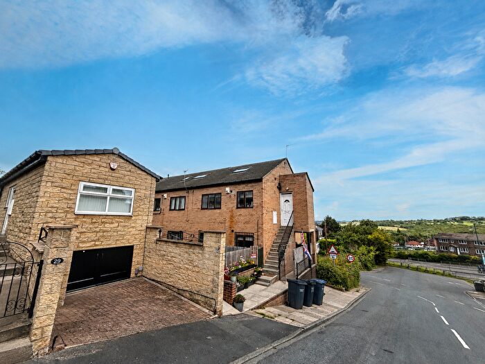 1 Bedroom Bungalow To Rent In Stott Terrace, Bradford, West Yorkshire, BD2