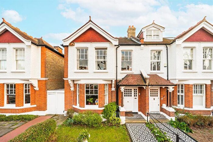 5 Bedroom House For Sale In Westmoreland Road, Barnes, SW13