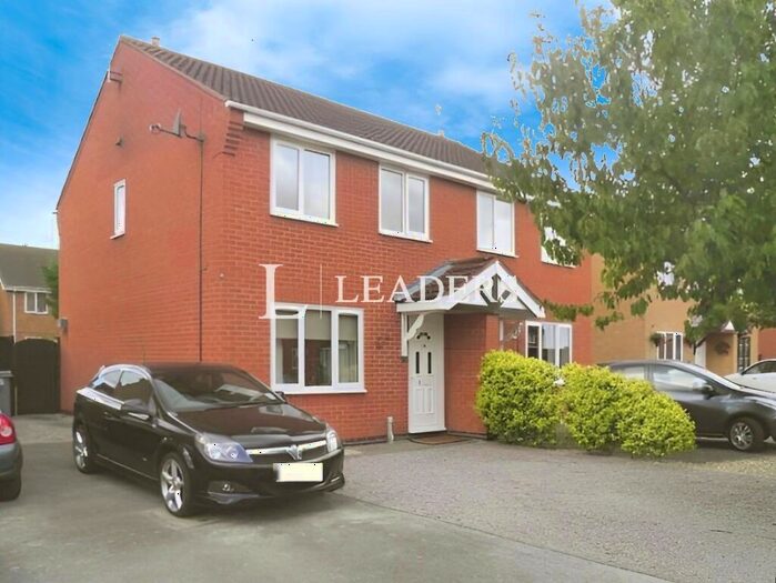 3 Bedroom Semi-Detached House To Rent In Wetherby Close, Bourne, PE10