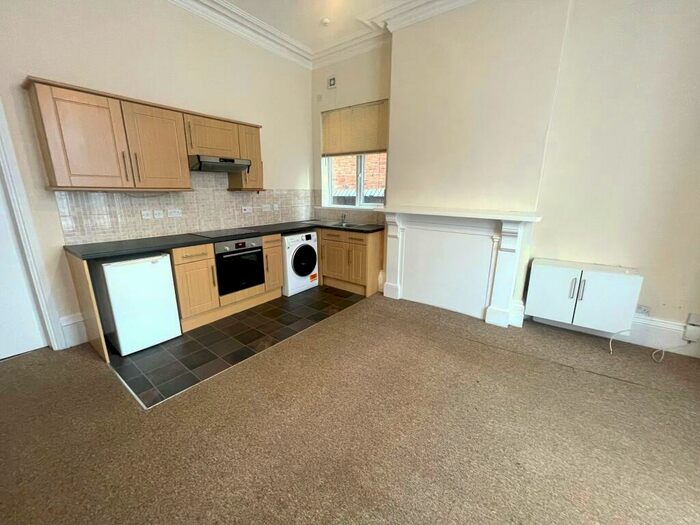 1 Bedroom Apartment To Rent In Cambridge Road, Moseley, B13