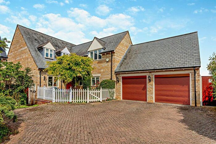 5 Bedroom Detached House For Sale In Old Dairy Yard, Exton, Rutland, LE15