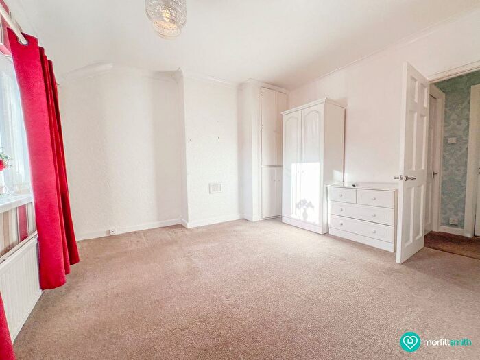 2 Bedroom Semi-Detached House For Sale In Everingham Road, Longley, S5
