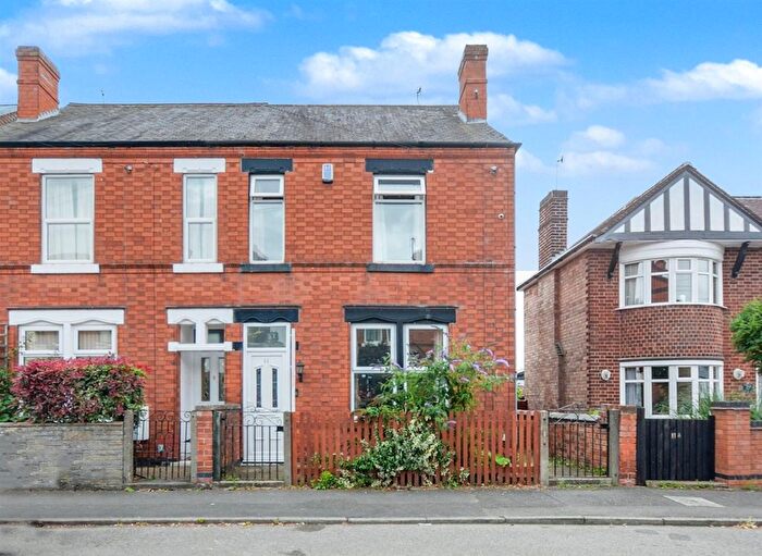 3 Bedroom Semi-detached House For Sale In William Road, Stapleford, NG9