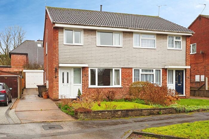 3 Bedroom Semi Detached House For Sale In Kilburn Close, Bramcote, Nottingham, Nottinghamshire, NG9