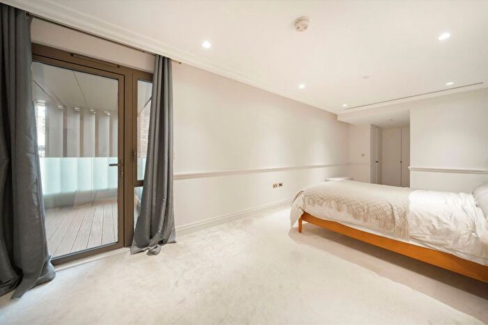 1 Bedroom Flat To Rent In Crisp Road, Hammersmith Riverside, W6