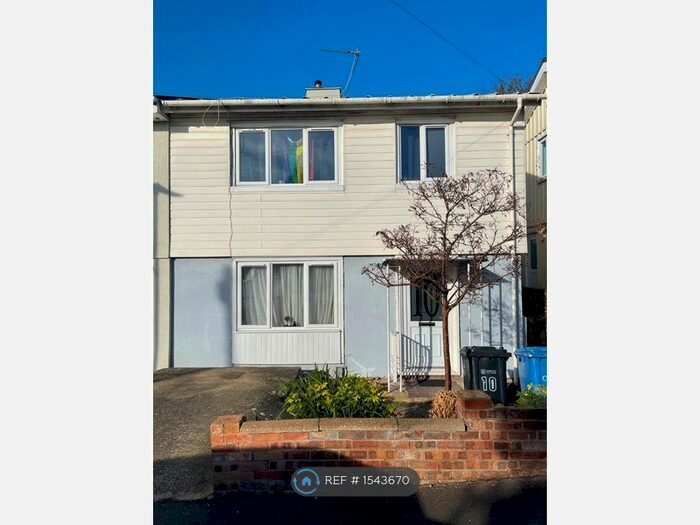 5 Bedroom Semi-Detached House To Rent In Malbrook Road, Norwich, NR5