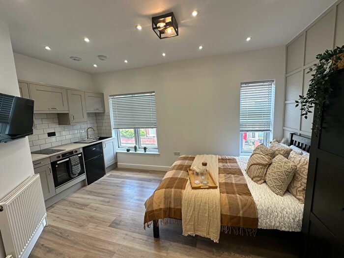 1 Bedroom Studio To Rent In Park Road, Bedworth, CV12