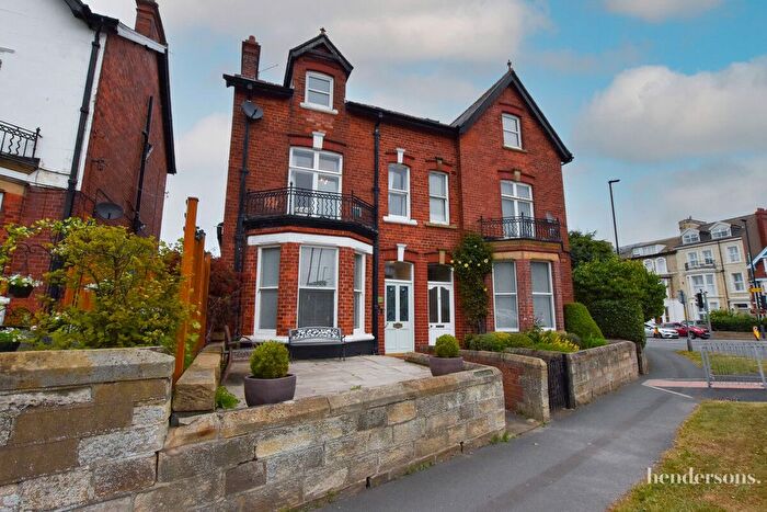 4 Bedroom Semi-Detached House For Sale In Fairleigh, Whitby, YO21