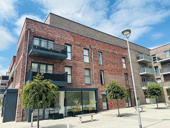 2 Bedroom Flat To Rent In Hill Court, Victoria Road, Chelmsford, CM1