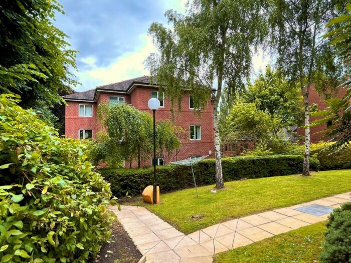 1 Bedroom Flat To Rent In Meanwood Road, Meanwood, Leeds, LS7