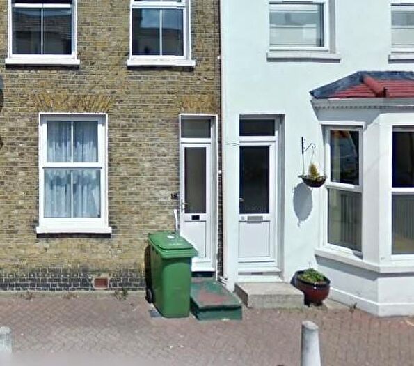Studio To Rent In Alma Street, Sheerness, ME12