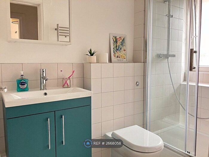 1 Bedroom Flat To Rent In Druid Street, London, SE1