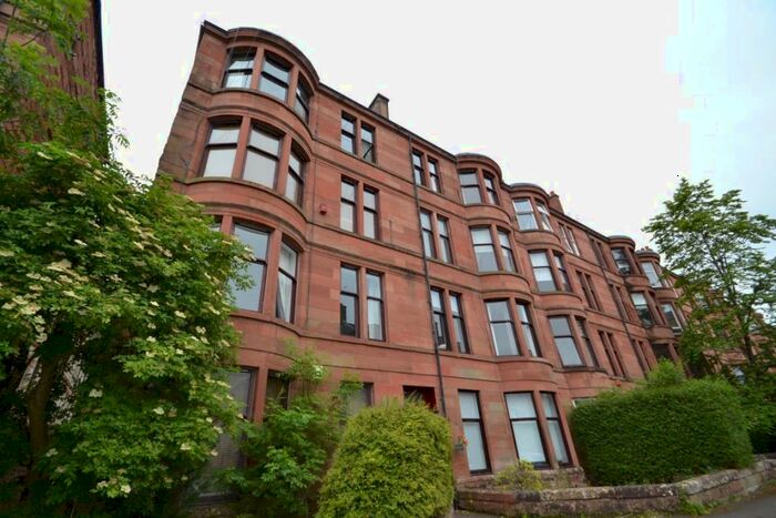 2 Bedroom Flat To Rent In Woodford Street, G41