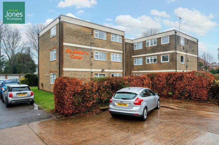 2 Bedroom Flat To Rent In St Johns Court, Penstone Park, Lancing, West Sussex, BN15