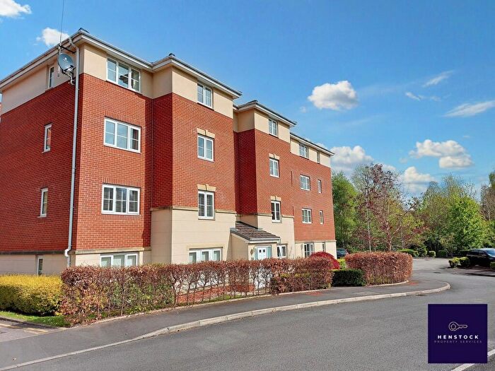 2 Bedroom Apartment To Rent In Whitecroft Meadow, Alkrington, Middleton, Manchester, M24