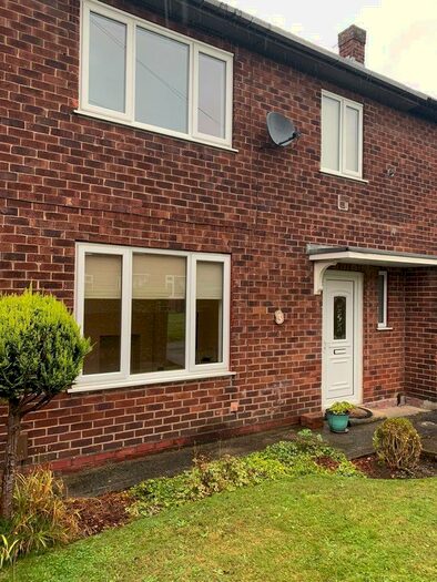 3 Bedroom Terraced House To Rent In Calcot Walk, Manchester, M23