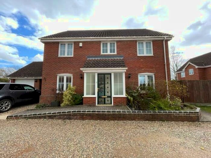 4 Bedroom House To Rent In Kestrel Close, Scarning, Dereham, NR19