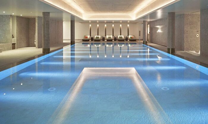 2 Bedroom Flat To Rent In Electric Boulevard, London, SW11