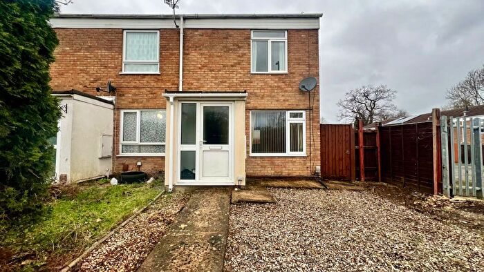 2 Bedroom End Of Terrace House To Rent In Forester Close, Swindon, SN3