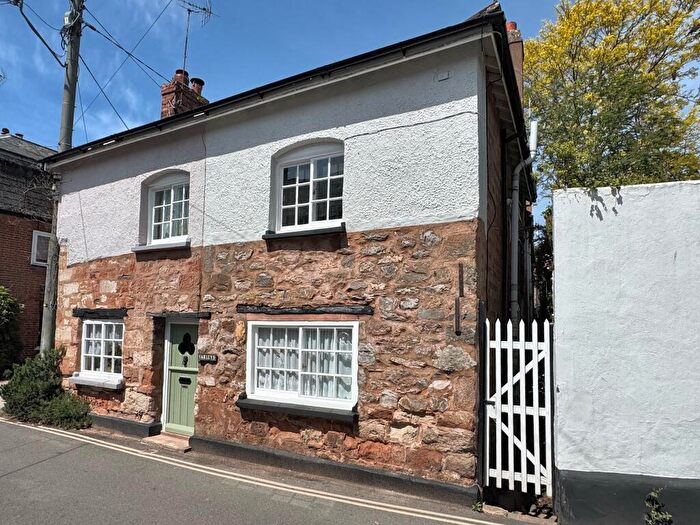 2 Bedroom Cottage For Sale In The Strand, Lympstone, EX8