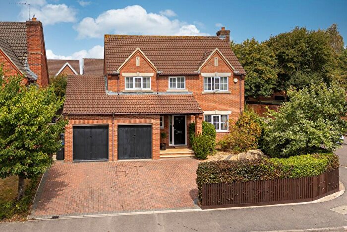 4 Bedroom Detached House For Sale In Lacock Gardens, Hilperton, BA14