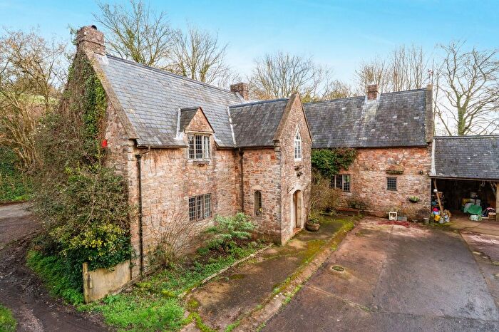 4 Bedroom Detached House For Sale In Westleigh, Tiverton, Devon, EX16