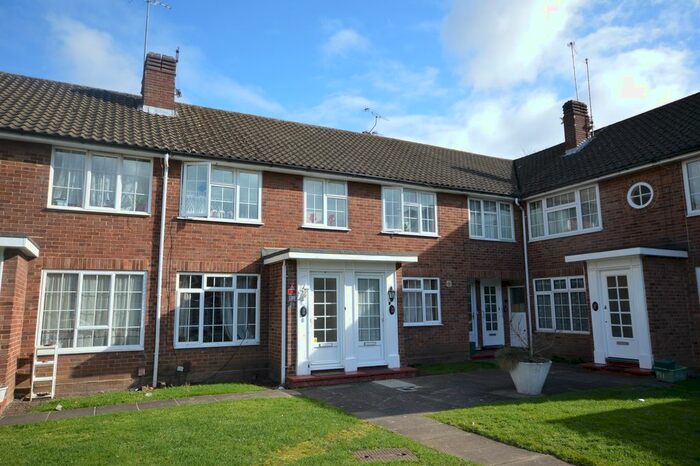 2 Bedroom Flat To Rent In Magnolia Court, The Mall, Harrow, HA3