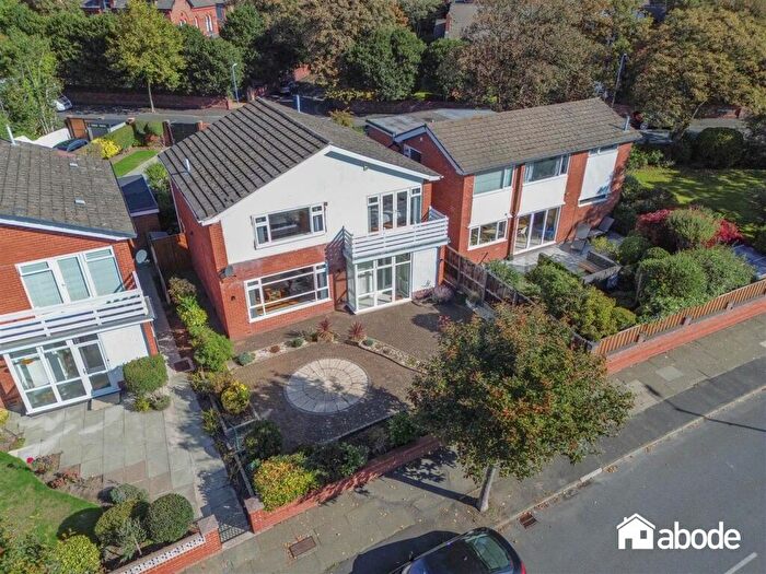 4 Bedroom Detached House For Sale In The Serpentine South, Liverpool, L23