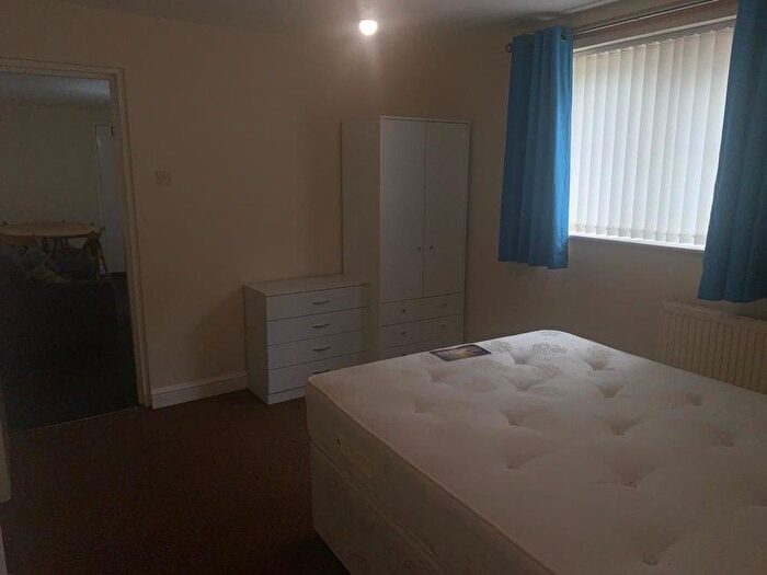 1 Bedroom Flat To Rent In Bearwood Road, Smethwick, B66