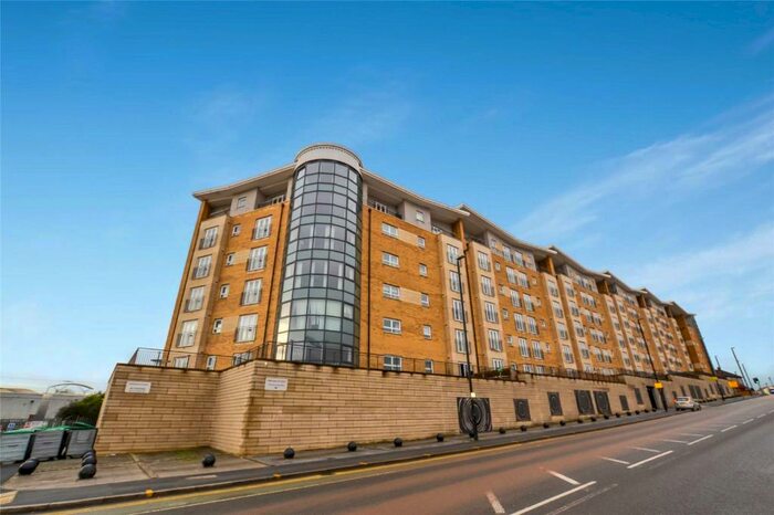 2 Bedroom Flat To Rent In Fusion, Middlewood Street, Salford, Manchester, M5