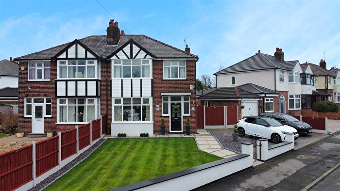 3 Bedroom Semi Detached House For Sale In Crocketts Walk, Eccleston, WA10