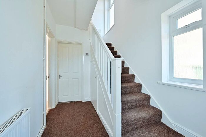 3 Bedroom Semi-Detached House To Rent In Ganders Ash, Watford, WD25