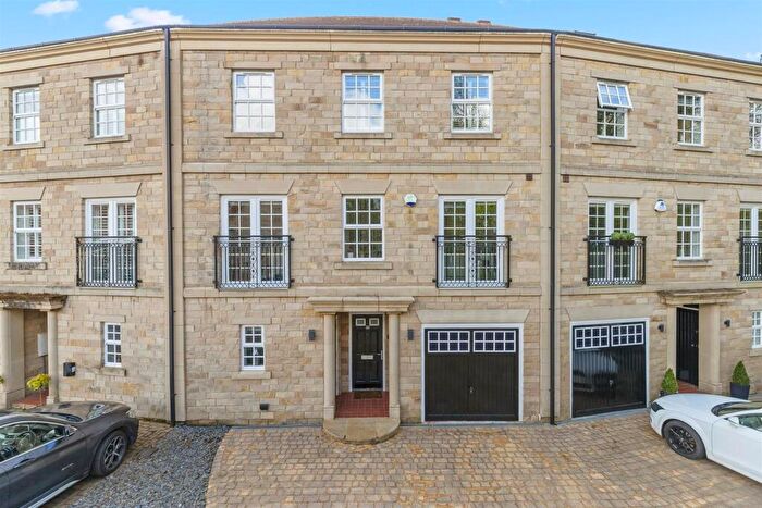 4 Bedroom House For Sale In Jill Kilner Drive, Burley In Wharfedale, Ilkley, LS29