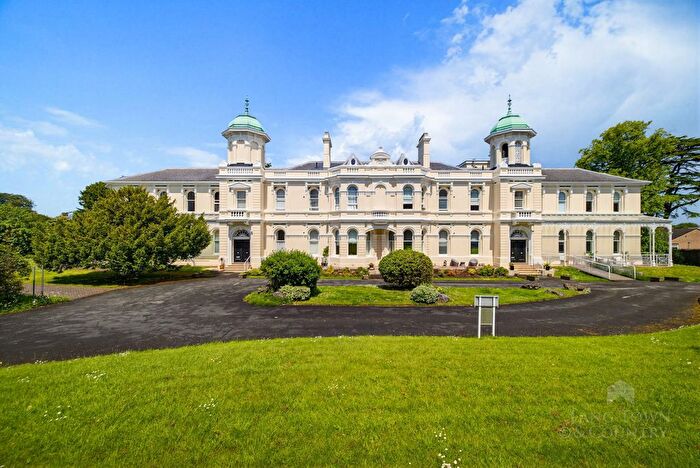 2 Bedroom Flat For Sale In The Pearn, Eggbuckland Road, Hartley, PL3