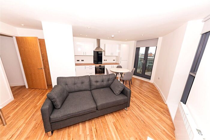 3 Bedroom Flat To Rent In Manchester Waters, Pomona Strand, Old Trafford, M16