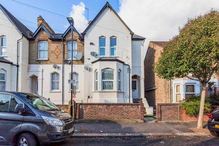 2 Bedroom Flat To Rent In Macdonald Road, London, E7
