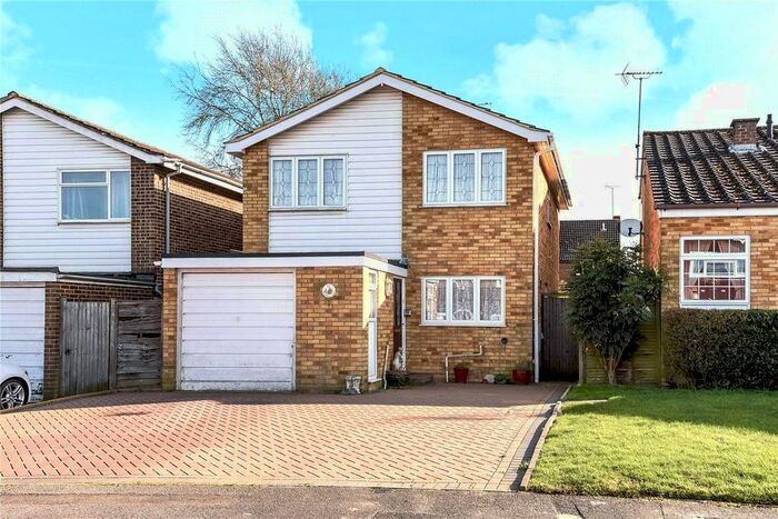 4 Bedroom Detached House To Rent In Russell Way, Winnersh, Wokingham, Berkshire, RG41