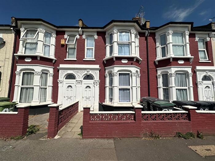 1 Bedroom Apartment To Rent In Sydney Road, Hornsey, N8