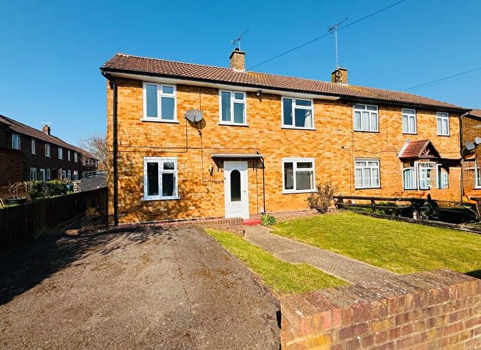 3 Bedroom Semi Detached House To Rent In Rolvenden Avenue, Twydall, ME8