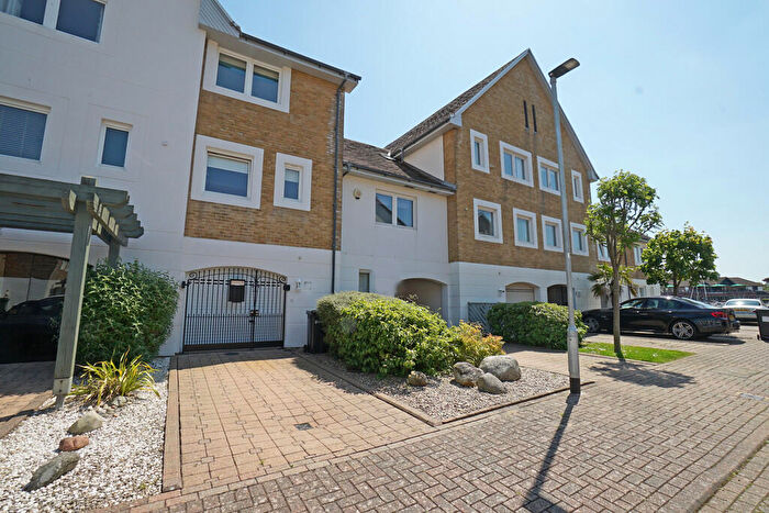 3 Bedroom Terraced House To Rent In Bryher Island, Port Solent, PO6
