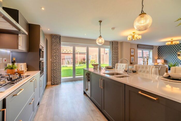 4 Bedroom Detached House For Sale In Bourne Road, Colsterworth, Grantham, NG33