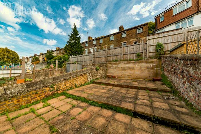 7 Bedroom Terraced House To Rent In Roedale Road, Brighton, East Sussex, BN1