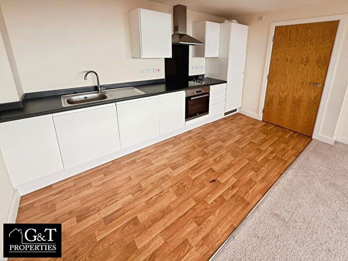 2 Bedroom Apartment To Rent In Castle Court, The Minories, Dudley, DY2