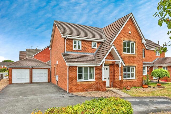4 Bedroom Detached House For Sale In Corbiere Avenue, Watnall, Nottingham, NG16