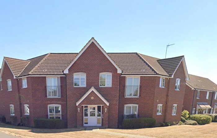 2 Bedroom Flat To Rent In Charter Avenue, Market Deeping, PE6