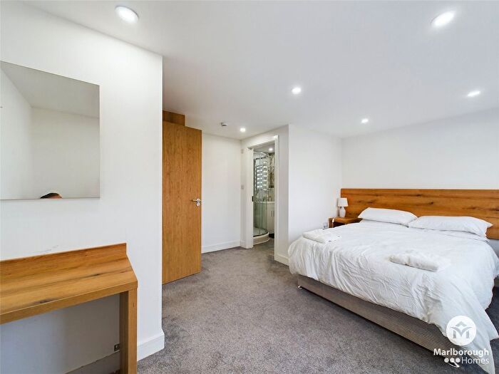 2 Bedroom Flat To Rent In Barking Road, London, E13