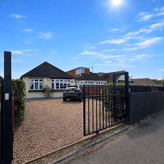 3 Bedroom Detached Bungalow For Sale In Feltham Road, Ashford, TW15
