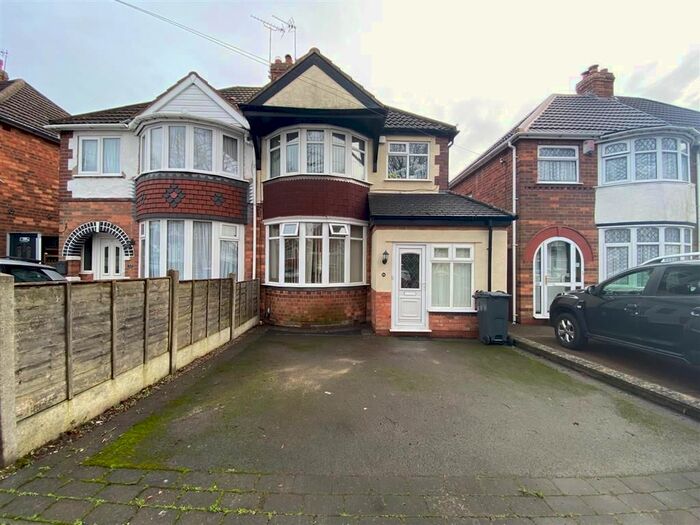 3 Bedroom Semi-Detached House To Rent In Bryn Arden Road, Yardley, Birmingham B26