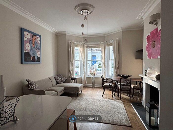 2 Bedroom Flat To Rent In Terrace, London, SW10